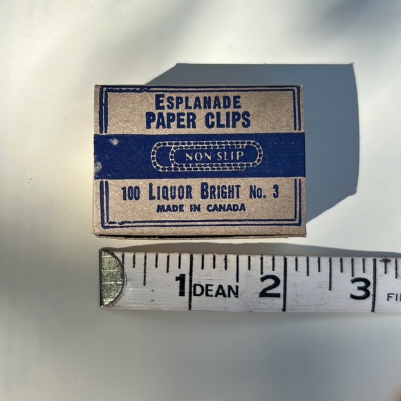 Paper Clips Vintage Made In Canada Full Boxes - Picture 5 of 6